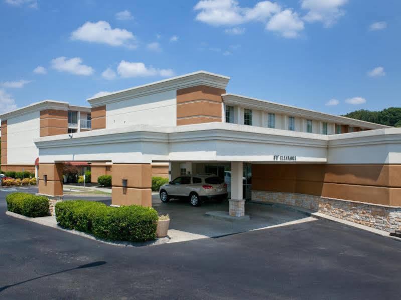 Red Roof Inn Knoxville Central - Papermill Road Bagian luar foto